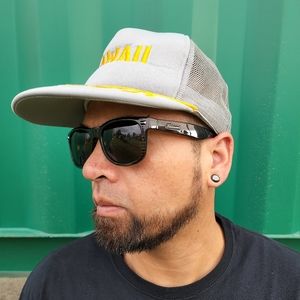 Vintage 80s Gray Hawaii Snapback Adjustable Trucker Hat Mesh Cap Rare Colorway